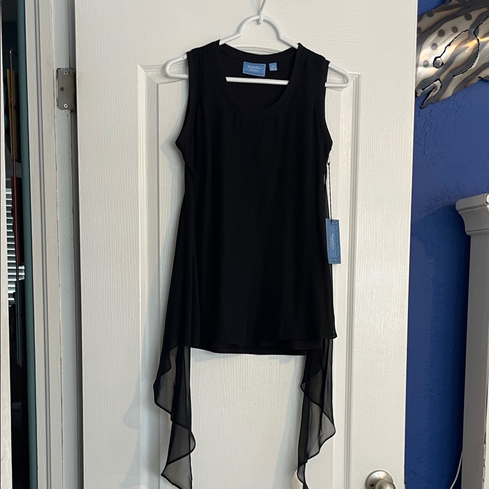 Simply Vera Vera Wang Black sleevless top
